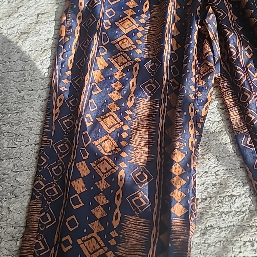Pants - Picture 2 of 3